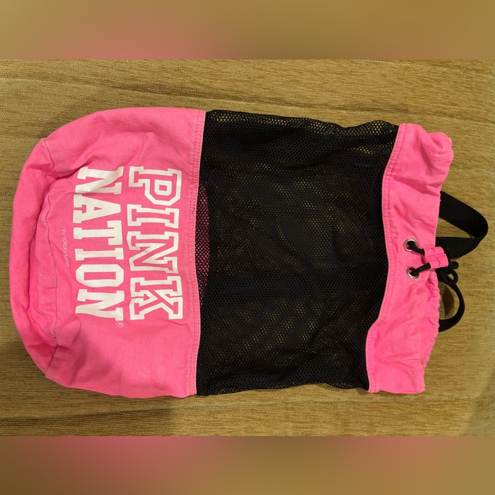 Pink Nation Mesh Backpack-VICTORIA SECRET-thick cloth- easily washable